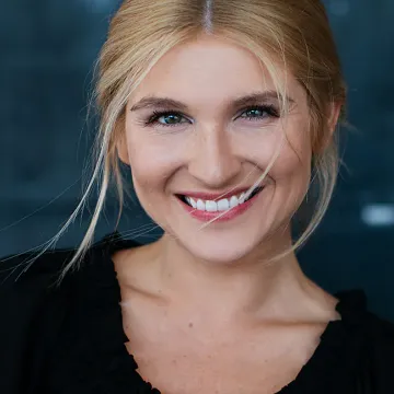 Portraitfoto der Schauspielerin Ekaterina Levi, IAF Absolventin 2018