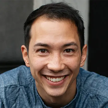 Portraitfoto des Schauspielers Maximilian Lim, IAF Absolvent 2021
