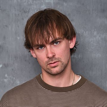 Portraitfoto des Schauspielers Ole Thomsen, IAF Absolvent 2026